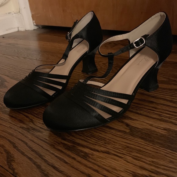 Ellie Shoes - Black dance heels